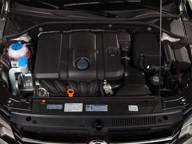 2013 Volkswagen Passat SEL Premium