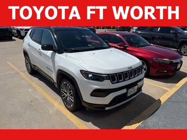 2023 Jeep Compass Limited 4X4's photo