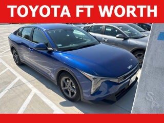 2025 Kia K4 Base