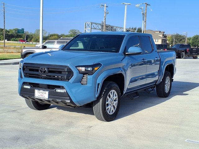 2026 Toyota Tacoma 4WD SR5