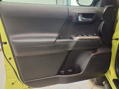 2023 Toyota Tacoma 4WD TRD Off-Road