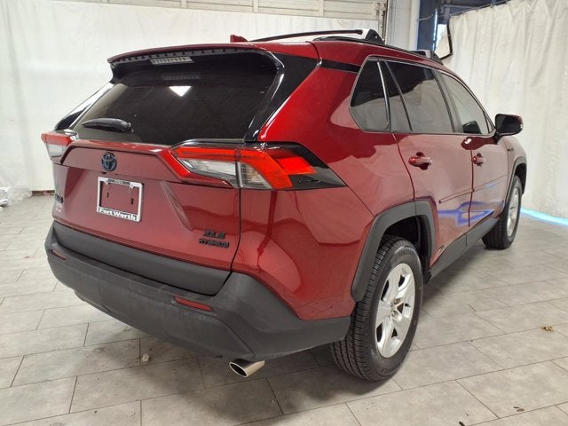 2021 Toyota RAV4 XLE