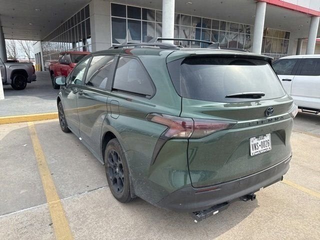 2025 Toyota Sienna Woodland Edition