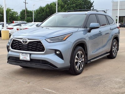 2023 Toyota Highlander XLE