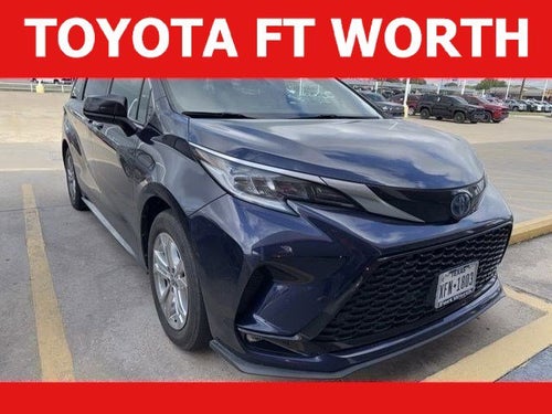 2022 Toyota Sienna XSE