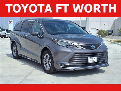 2022 Toyota Sienna XLE