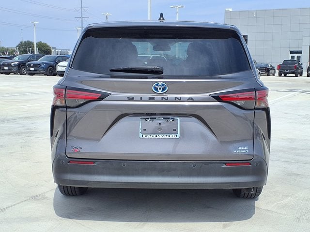 2022 Toyota Sienna XLE