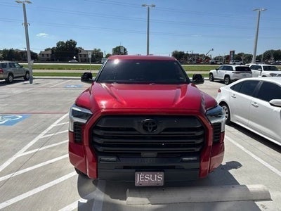 2022 Toyota Tundra 2WD SR5