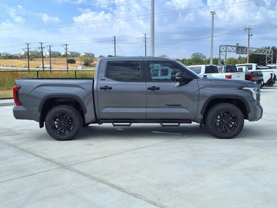 2025 Toyota Tundra 4WD SR5