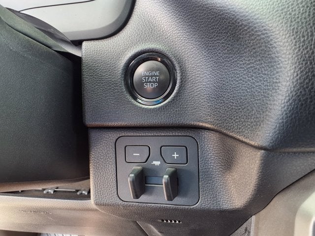 2025 Toyota Tundra 4WD SR5