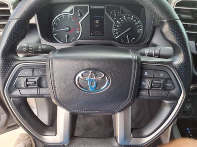 2025 Toyota Tundra 4WD SR5