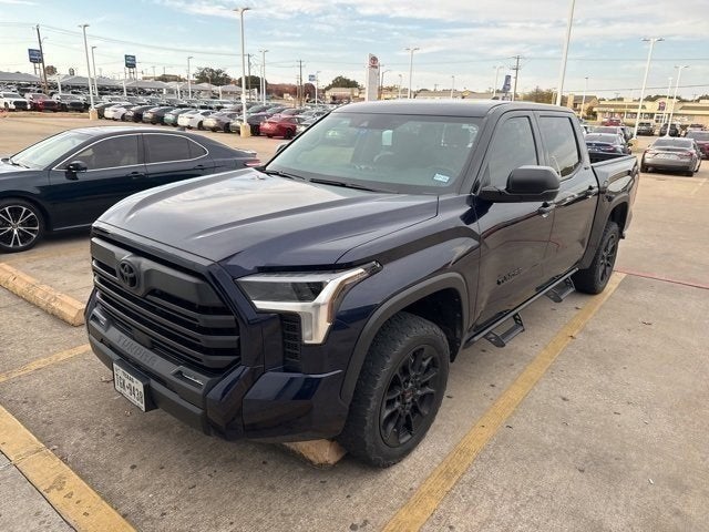 2023 Toyota Tundra 4WD SR5