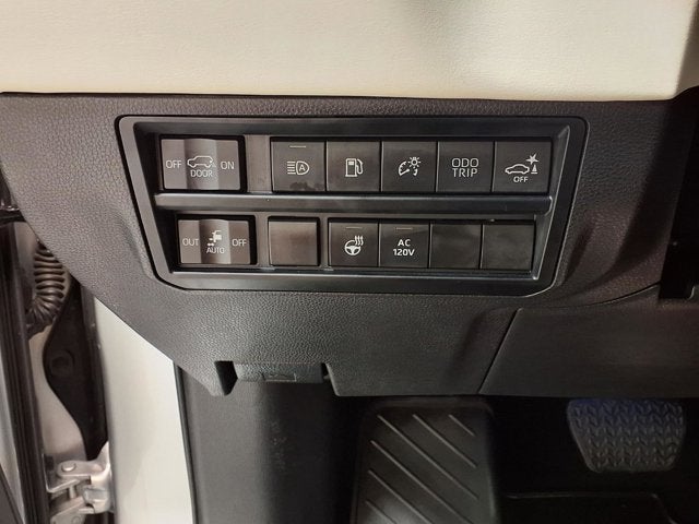 2024 Toyota Sequoia Capstone