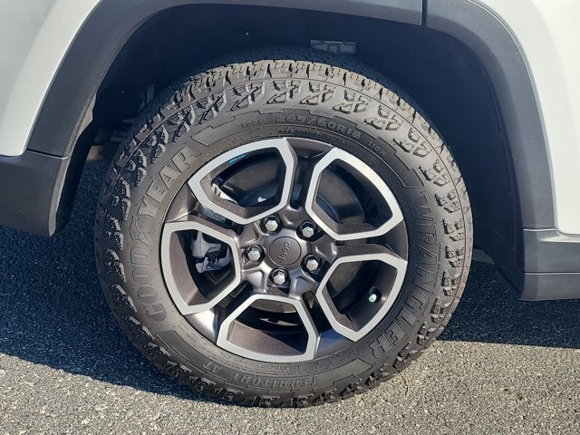 2024 Jeep Grand Cherokee 4xe Trailhawk