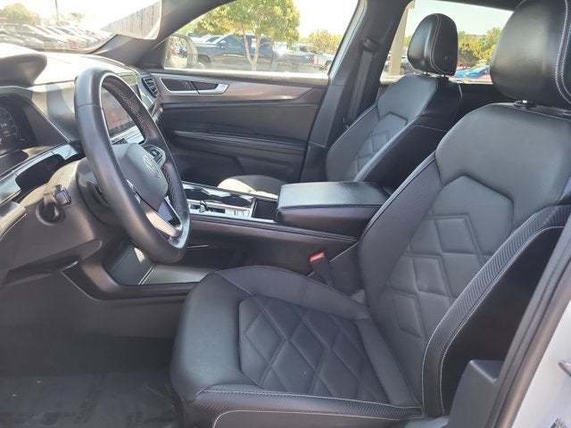 2024 Volkswagen Atlas Cross Sport 2.0T SE with Technology