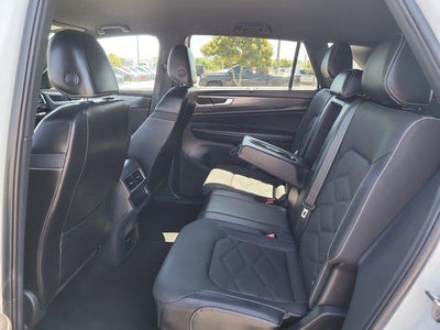 2024 Volkswagen Atlas Cross Sport 2.0T SE with Technology