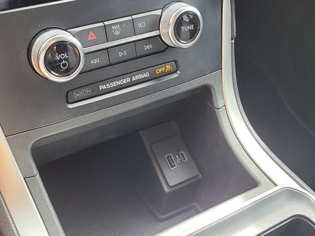 2024 Ford Edge SE