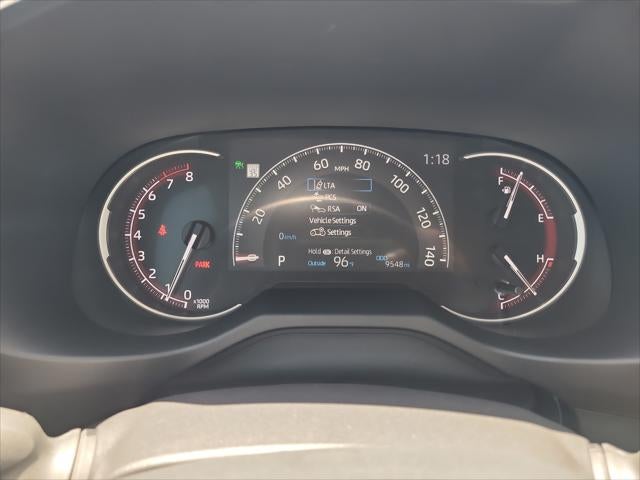 2025 Toyota RAV4 LE