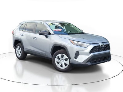 2025 Toyota RAV4 LE