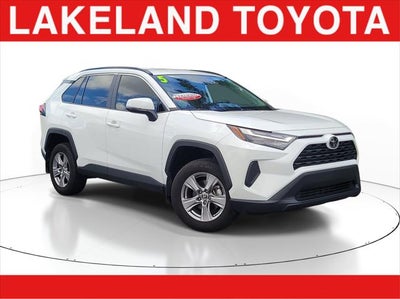 2025 Toyota RAV4 XLE