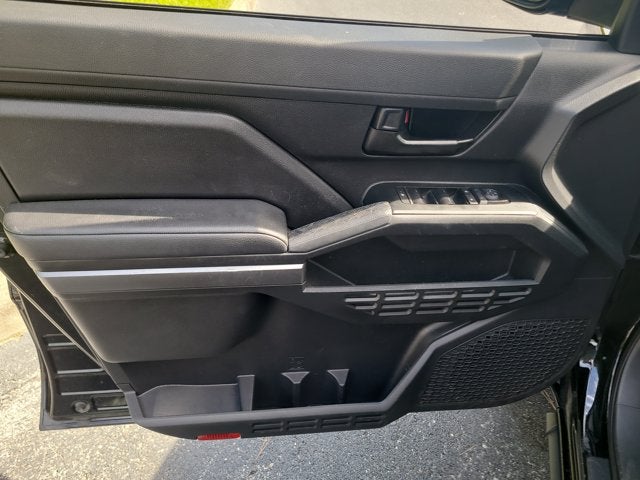 2024 Toyota TACOMA SR5 SR5
