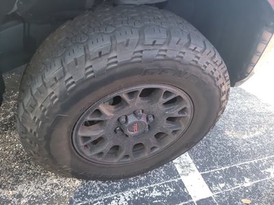 2025 Toyota Tacoma 4WD SR5