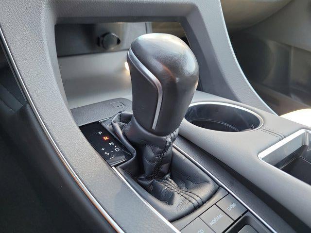 2020 Toyota AVALON Limited