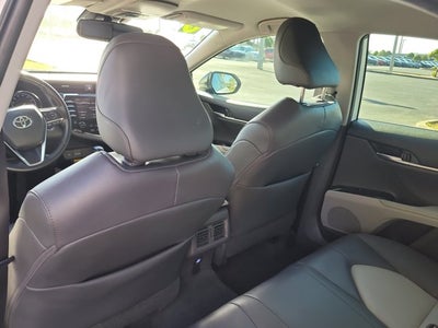 2020 Toyota Camry Hybrid Hybrid XLE