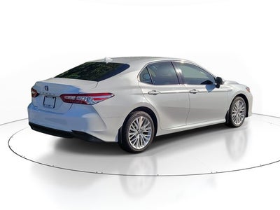 2020 Toyota Camry Hybrid Hybrid XLE
