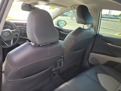 2020 Toyota Camry Hybrid Hybrid XLE