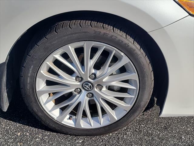 2020 Toyota Camry Hybrid Hybrid XLE