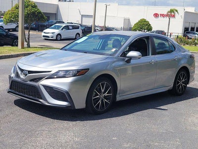 2024 Toyota Camry SE