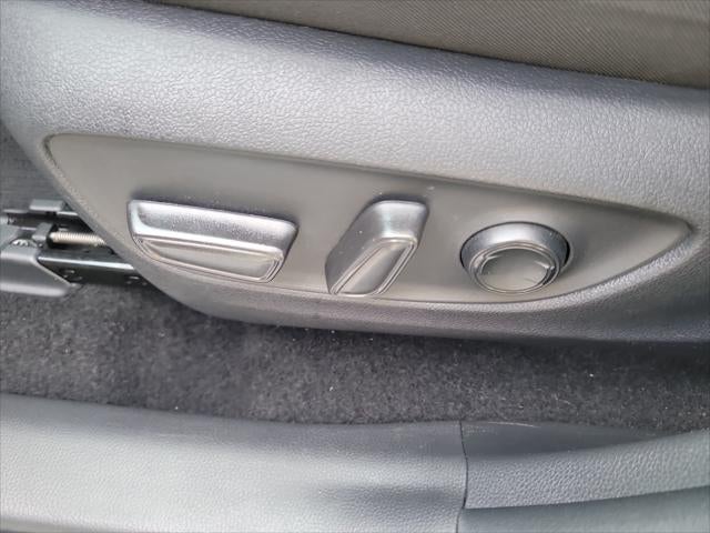 2025 Toyota RAV4 Hybrid Hybrid XLE