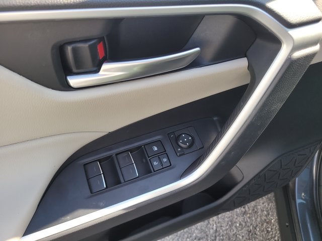 2025 Toyota RAV4 Hybrid Hybrid XLE