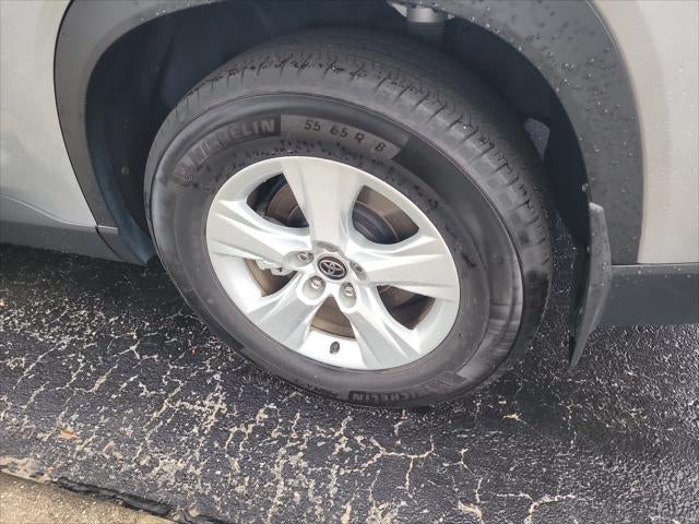 2025 Toyota Grand Highlander LE