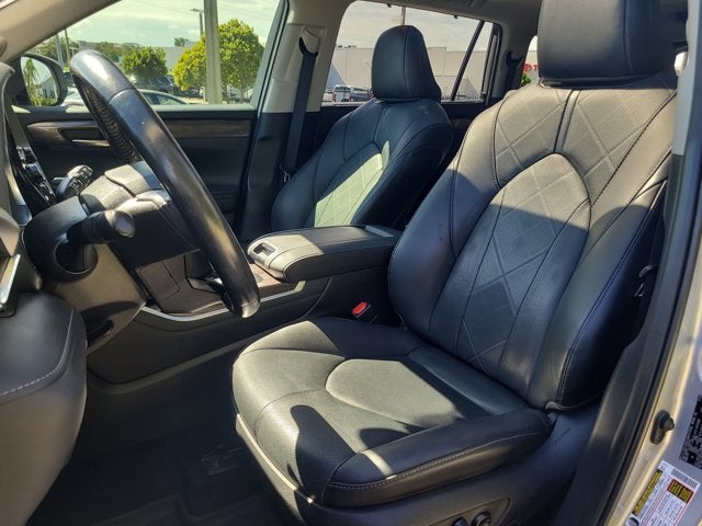 2021 Toyota Highlander Platinum