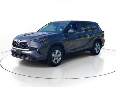 2025 Toyota HIGHLANDER LE