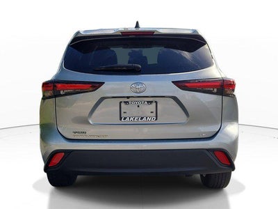 2024 Toyota HIGHLANDER LE