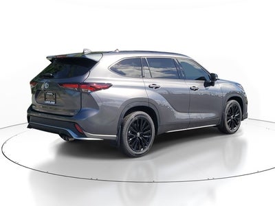 2024 Toyota Highlander XSE
