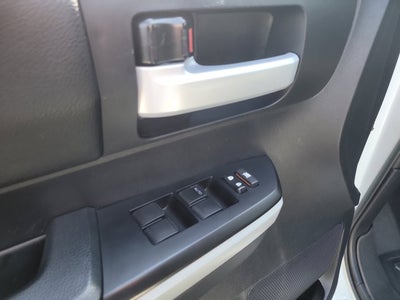 2018 Toyota TUNDRA 4X2 SR5