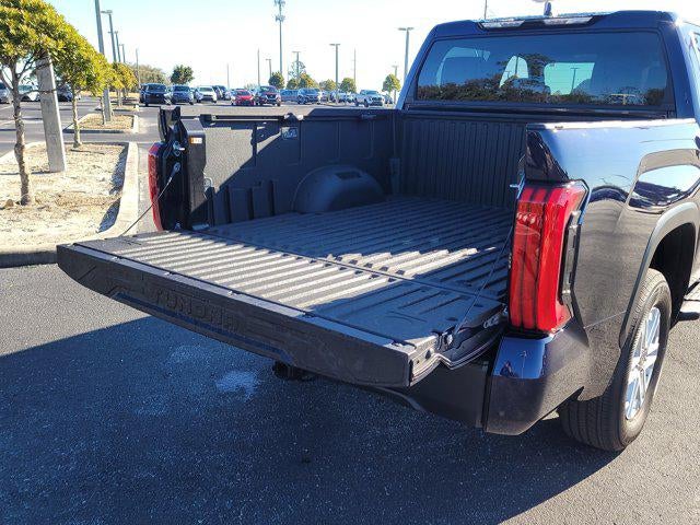 2026 Toyota TUNDRA 4X4 SR5