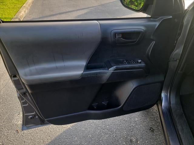 2018 Toyota Tacoma SR