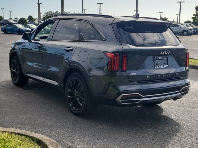 2022 Kia Sorento SX
