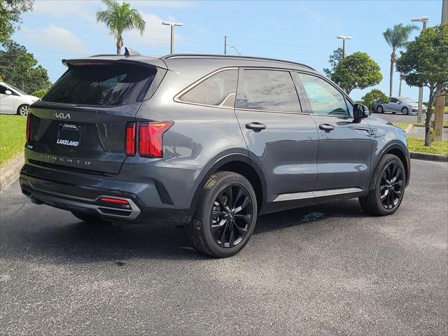 2022 Kia Sorento SX