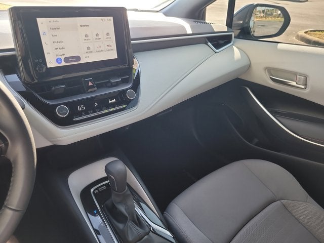 2025 Toyota COROLLA SE