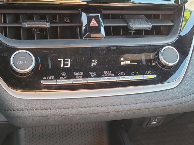 2025 Toyota COROLLA SE