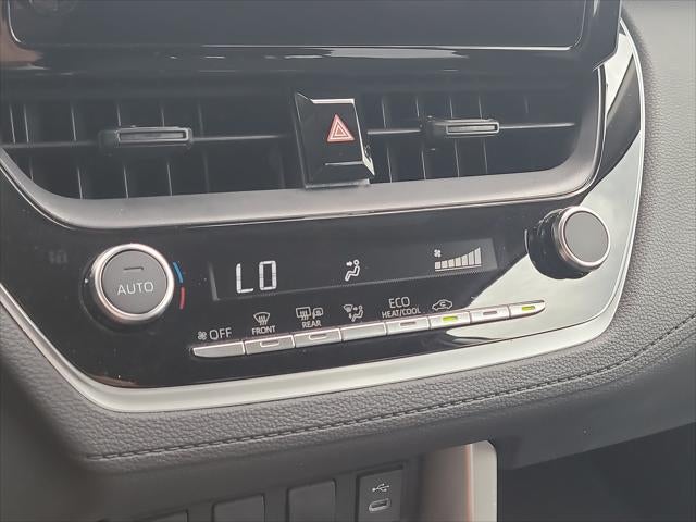 2025 Toyota Corolla Cross LE