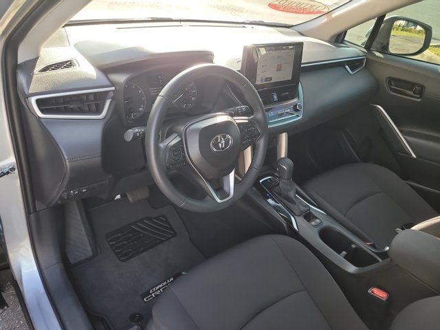 2025 Toyota Corolla Cross LE
