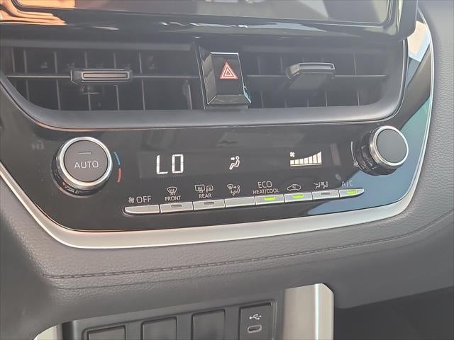 2025 Toyota Corolla Cross LE