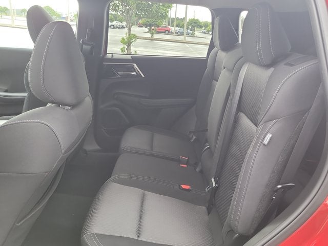 2024 Mitsubishi Outlander ES